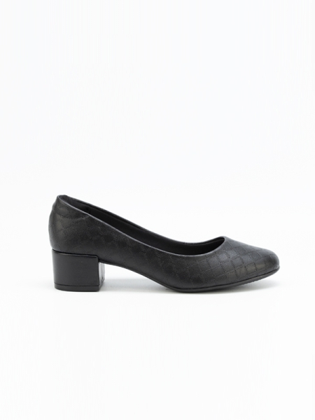 Sapatos salto baixo, cor preto, conforto, sola flexível, beira rio