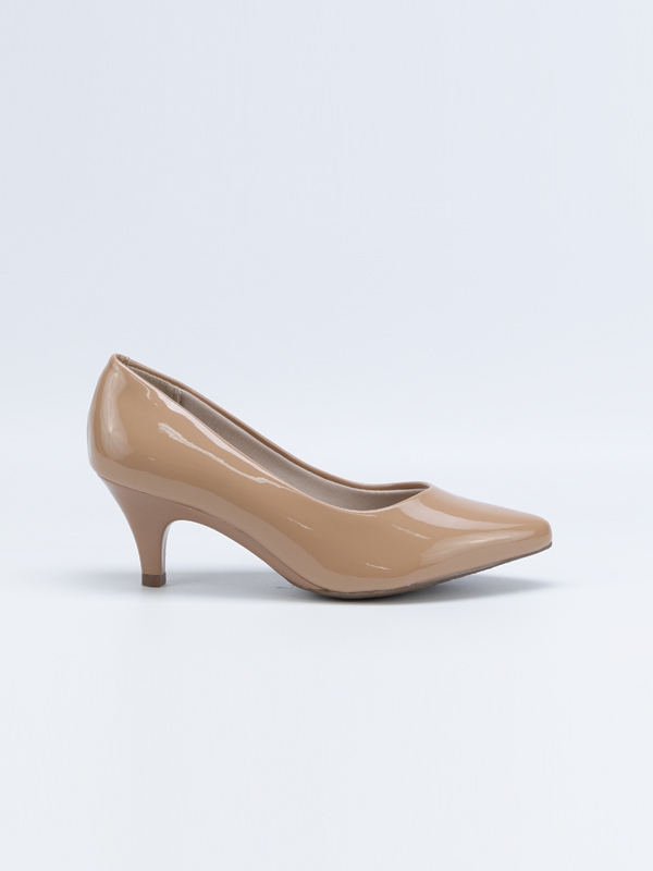 Sapatos pump, verniz cor nude, salto fino, Beira Rio