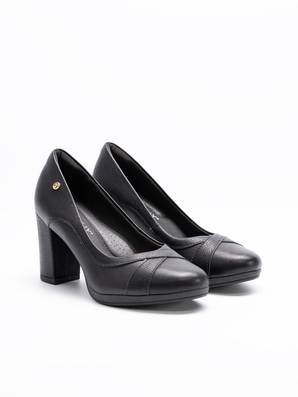Sapatos salto alto, cor preto, conforto, feitio cruzado, Piccadilly