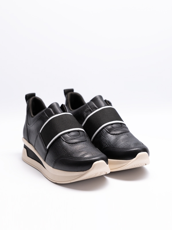 Sapatilhas Piccadilly, linha conforto, cor preto, sem atacadores