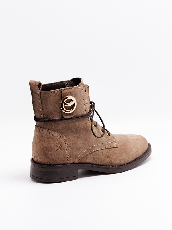 Botas senhora camurça na cor taupe com atacadores, estilo militar