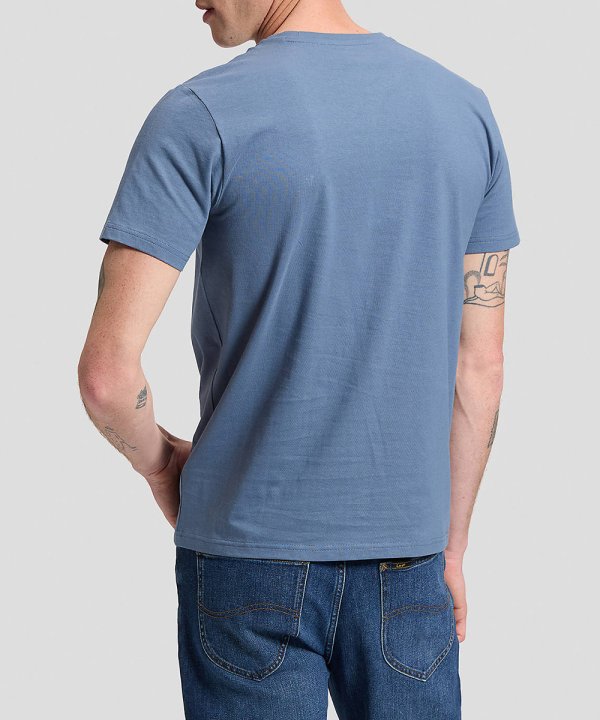 T-Shirt Homem Lee, Logotipo Pequeno no Lado, Decote Redondo, Cor Azul Claro